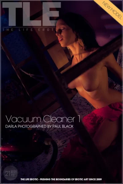 DARLA – VACUUM CLEANER 1 – by PAUL BLACK (120) TLE